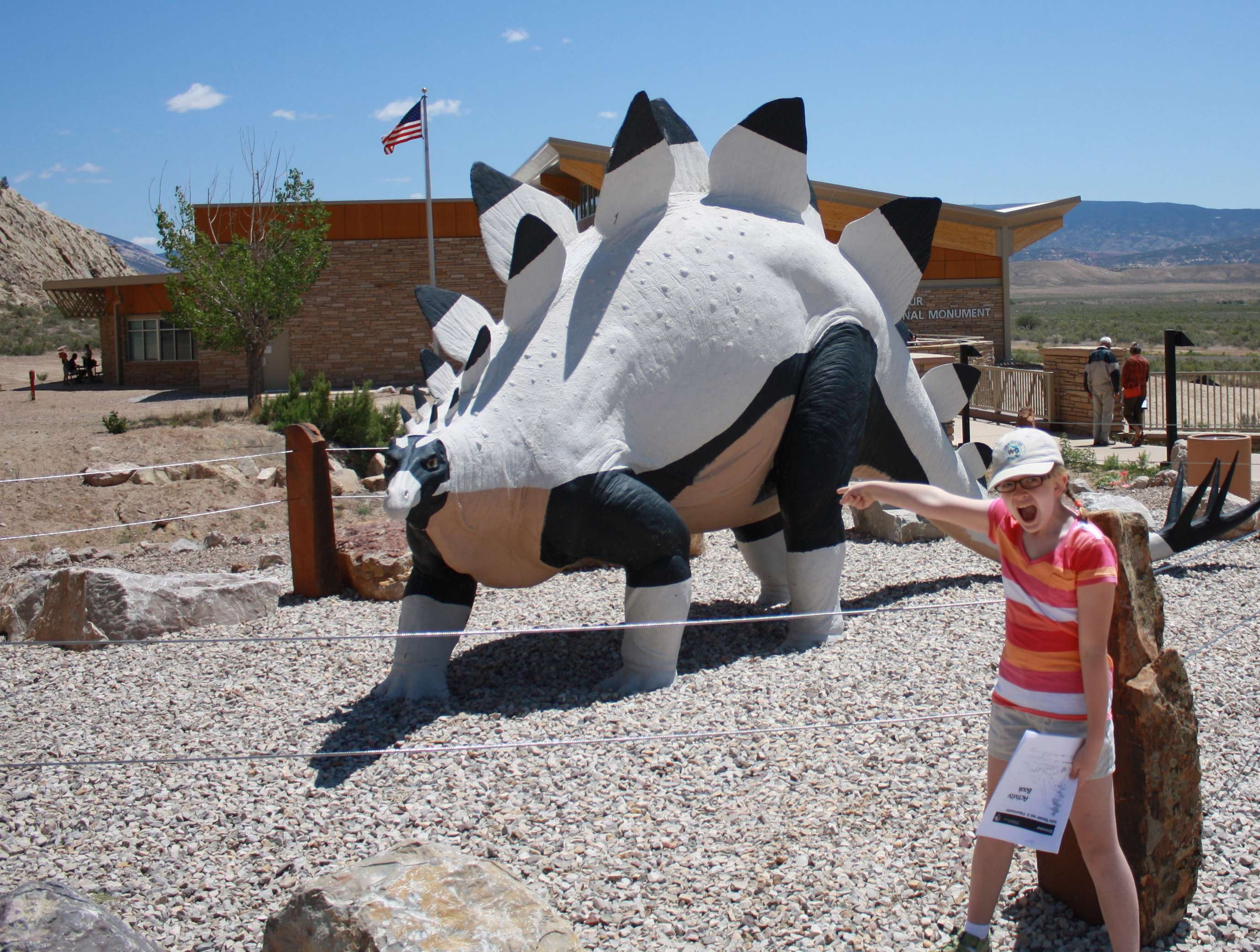 2012_05_28 DNP3 Jane and Stegesaurus.jpg